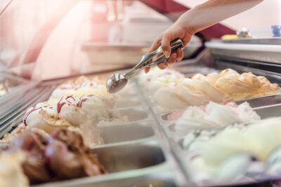 5-Accessori-da-banco-essenziali-per-una-gelateria-di-successo